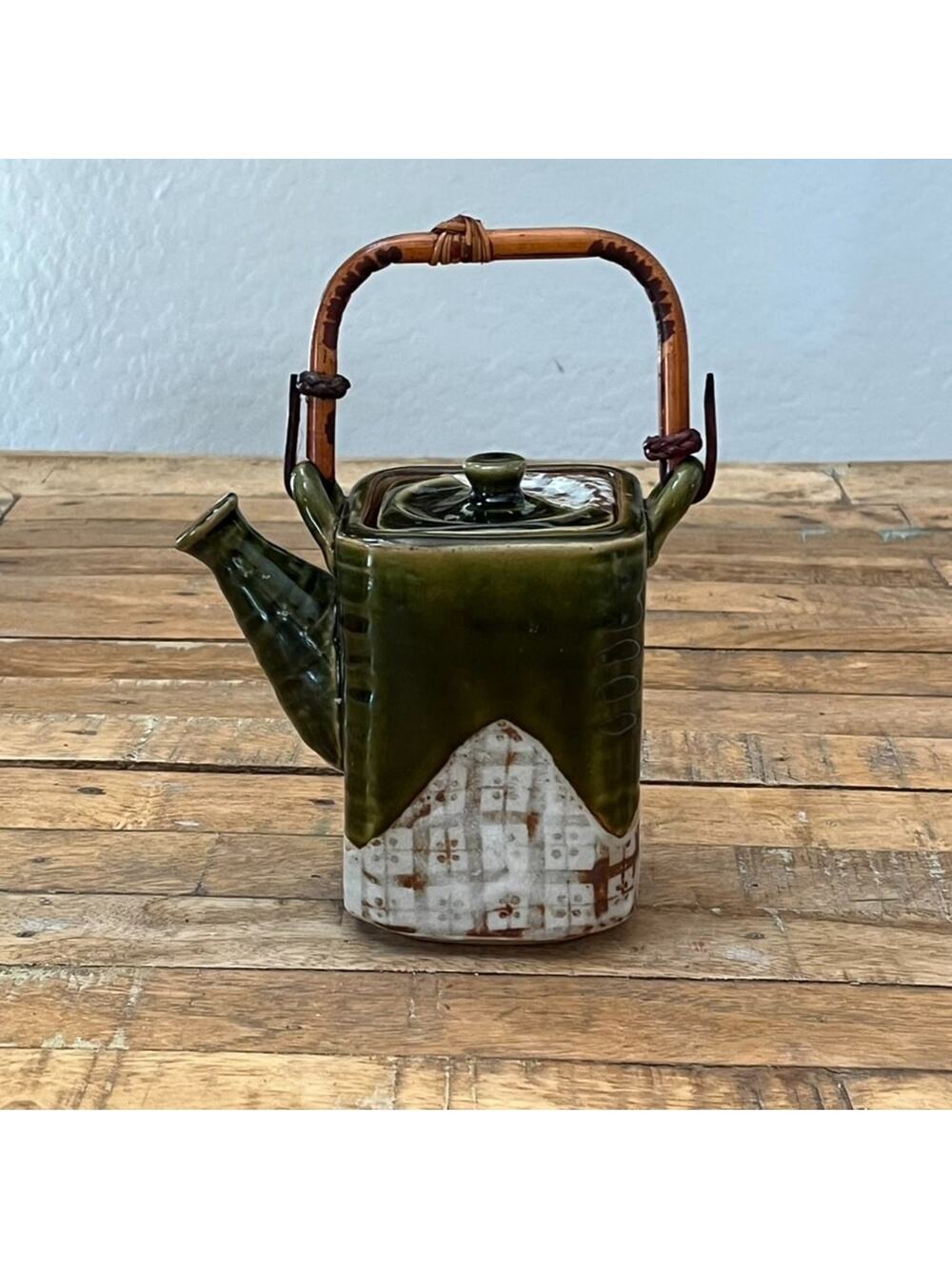 Japanese Seto ware Oribe Style Teapot Dark Green Gloss Finish Wood Handle